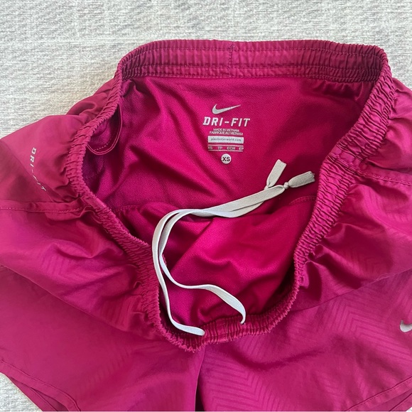 Nike Dri-fit Women’s Magenta Pink Athletic Gym Workout Running Shorts - Picture 5 of 5